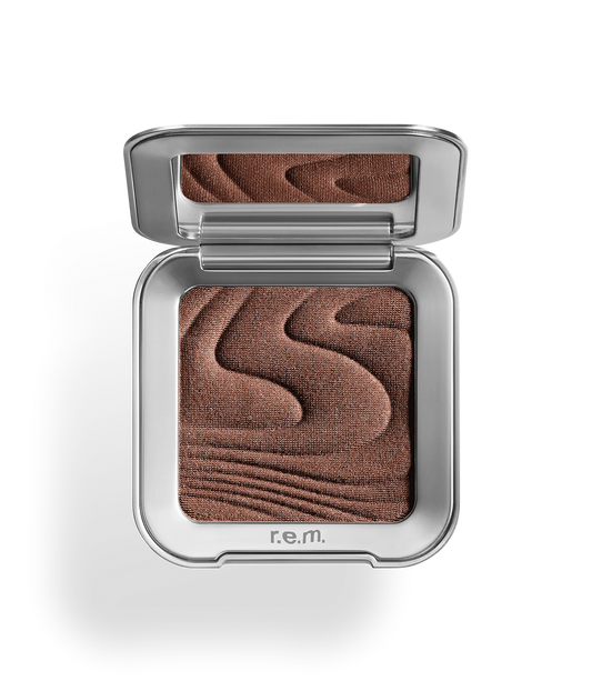 r.e.m. beauty Hypernova Satin Matte Bronzer