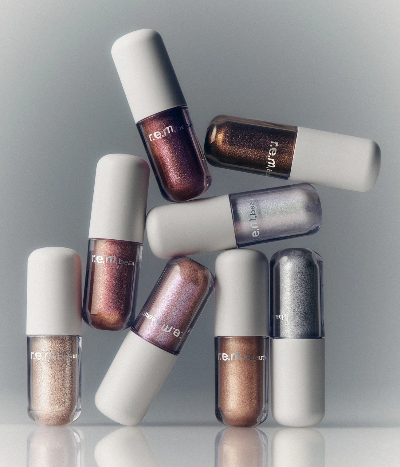 r.e.m. beauty Starlet Lustrous Liquid Eyeshadow
