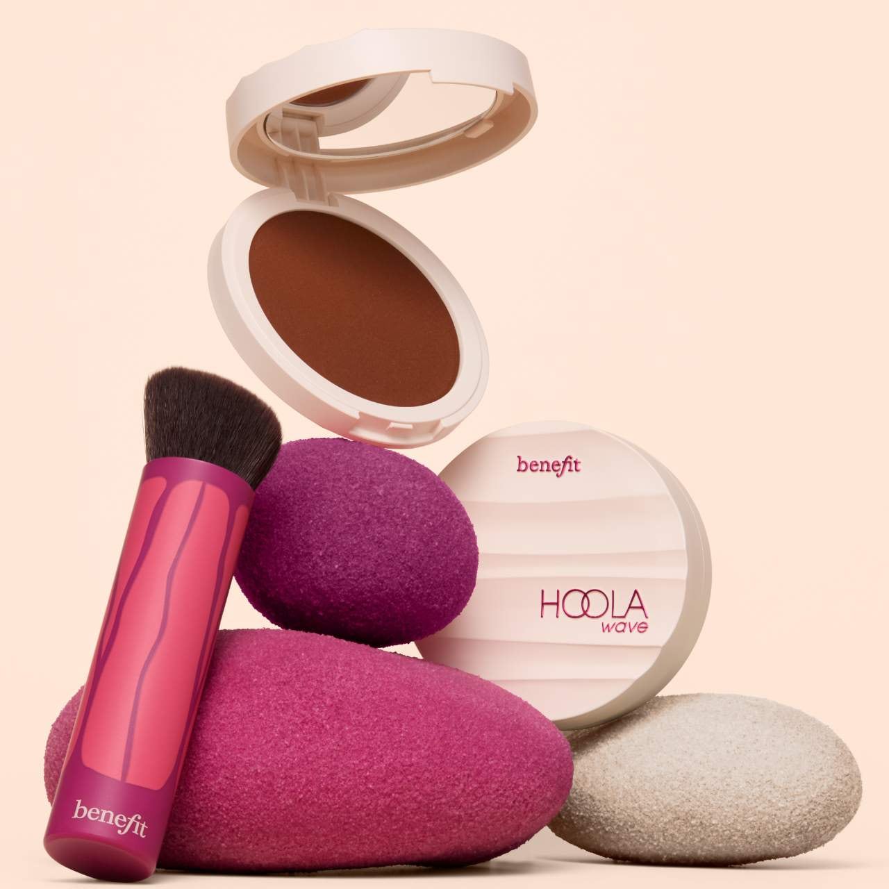Benefit Cosmetics Hoola WaveMaker Bronzer Brush