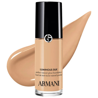 Armani Beauty Mini Luminous Silk Natural Glow Blurring Liquid Foundation