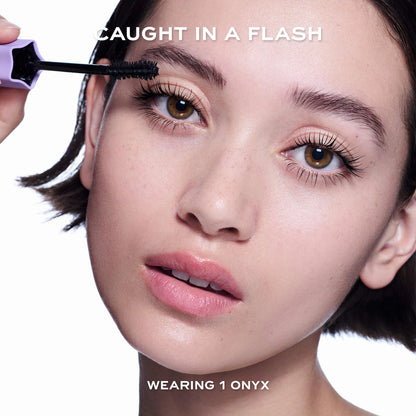 Marc Jacobs Beauty Flashes Lash-Defining Volume Mascara