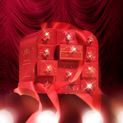 Charlotte Tilbury Charlotte's Hollywood Beauty Wonderland Advent Calendar