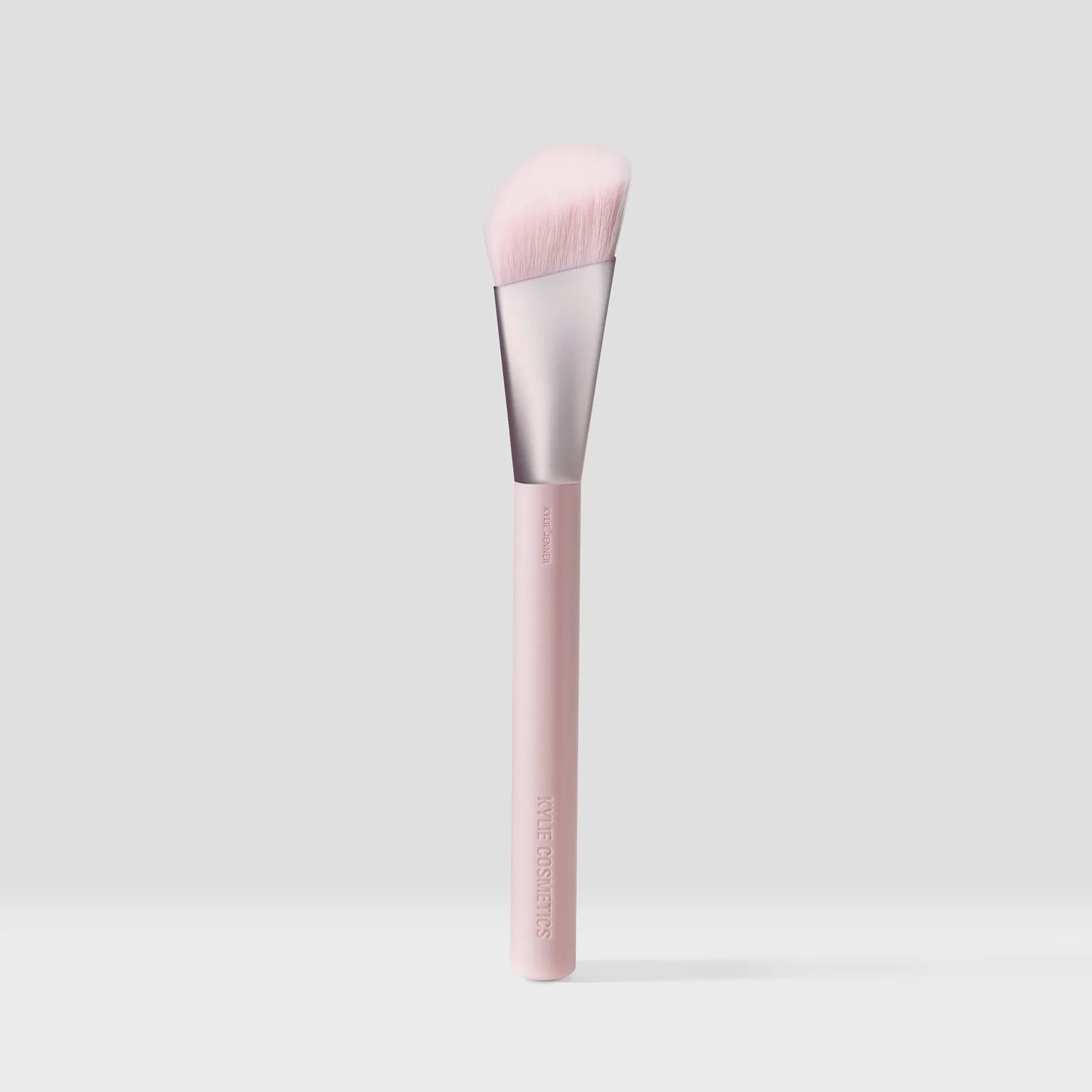 KYLIE COSMETICS Skin Tint Brush 03